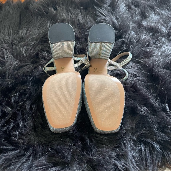 SOLD - MIX NO. 6- SURIE PLATFORM SANDAL 6.5 NWOT - Picture 6 of 6